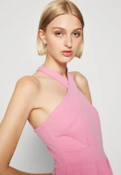 Wal G Nelly Cross Neck Skater - Jerseyjurk - Rose Pink -Fashion Verkoop a2a949eba7f842bb82fadb64118f13a1