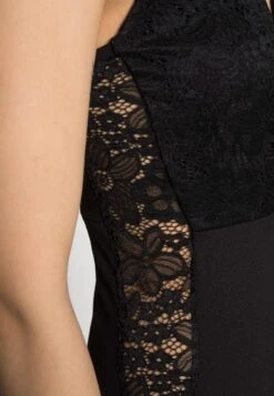 Wal G V Neck Maxi - Galajurk - Black -Fashion Verkoop a88485bfe3fa486d9702aabb581500d6