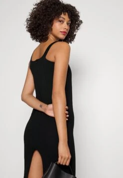 Wal G Estelle Cut Out Skirt - Jerseyjurk - Black -Fashion Verkoop a8e7decd566f4a3fb5e31656b4d1cc52