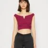 Wal G Valentines Heart Crop - Top - Magenta 1 Wal G Valentines Heart Crop - Top - Magenta -Fashion Verkoop a9110f3470cd4821930e83d3094cbbb4