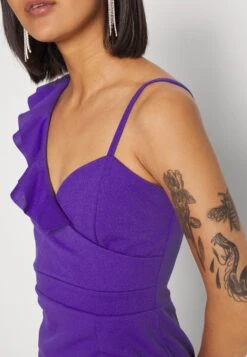 Wal G Cami Ruffle Midi - Jurk - Purple -Fashion Verkoop aadc5f345afe4cf8bda394aa26641040