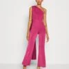 Wal G Cece Cape Sleeve- Jumpsuit - Magenta -Fashion Verkoop ac2299d4d9b243aeaa8d09587c780079