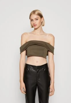 Wal G Brody Crop - T-Shirt Print - Khaki