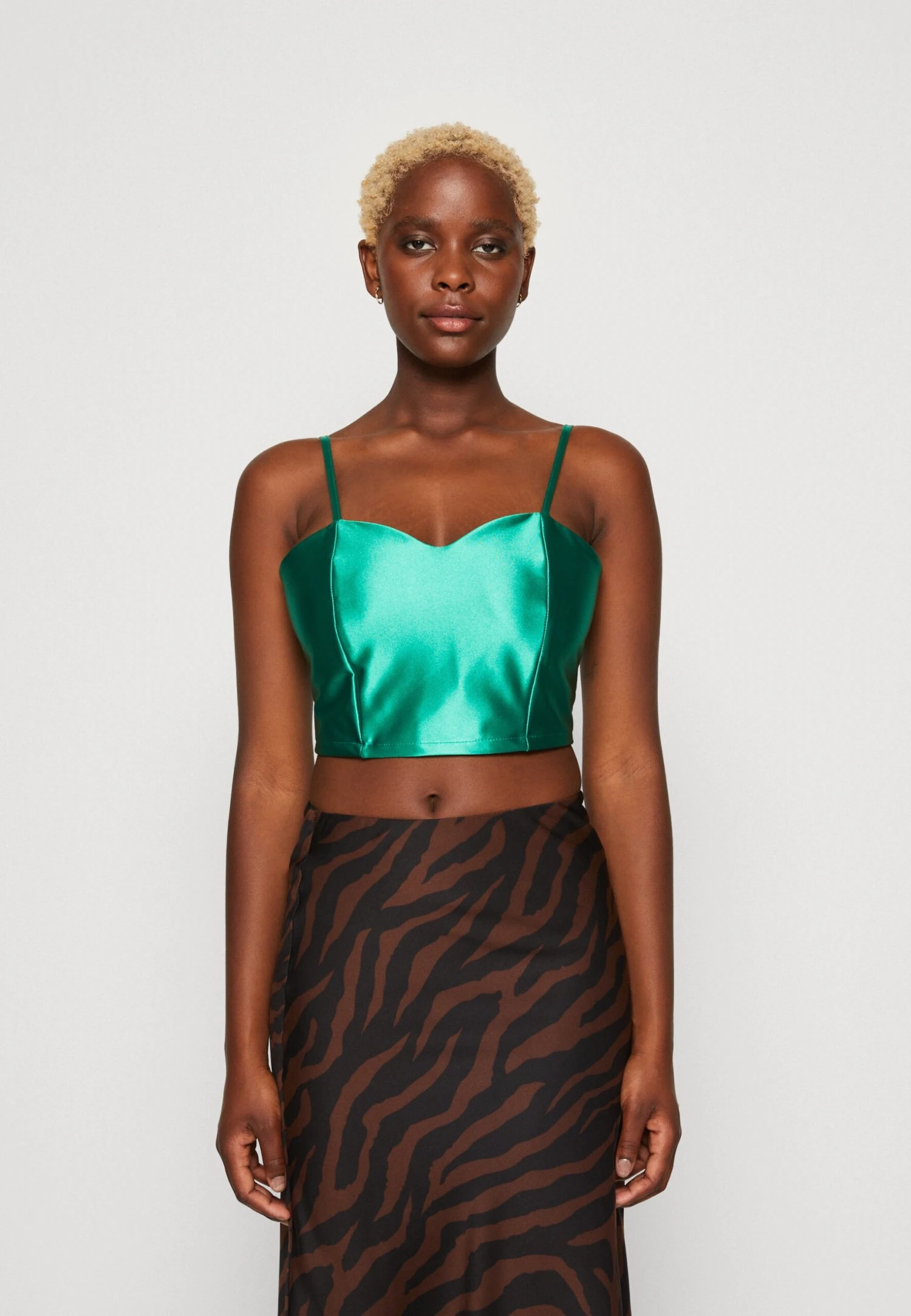 Wal G Daz Heart Neck Crop- Top - Leaf Green 3 Wal G Daz Heart Neck Crop- Top - Leaf Green