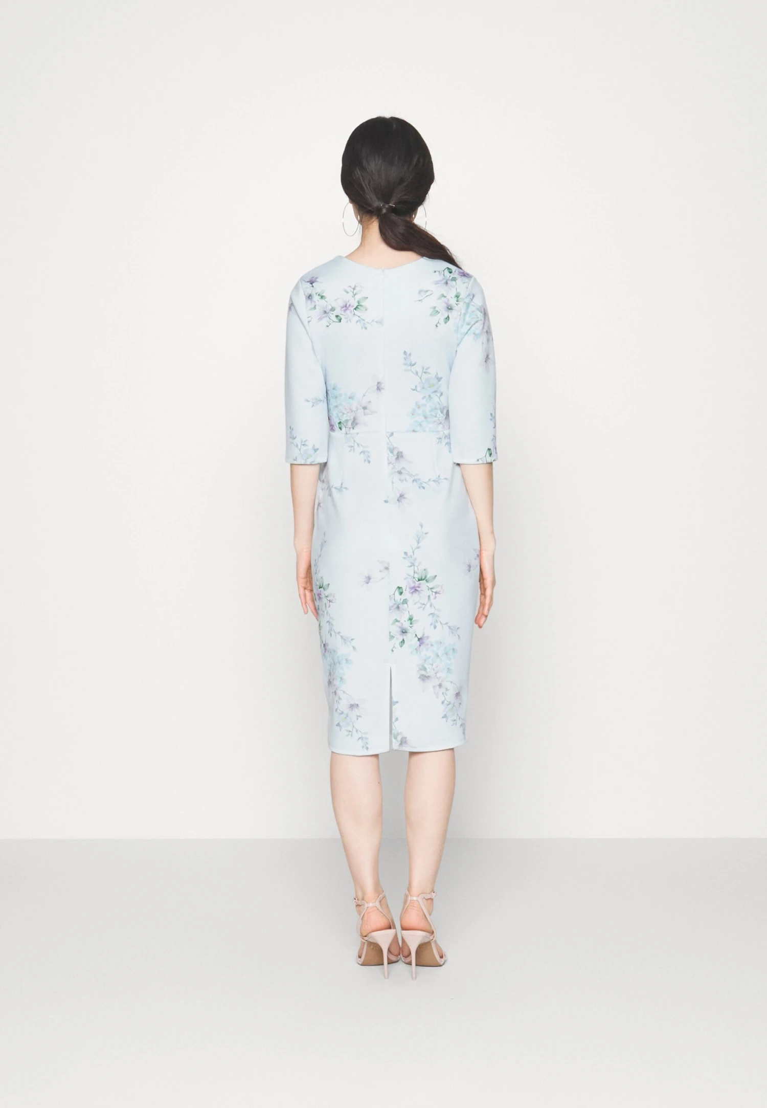 Isabella Wrap Print Midi - Jerseyjurk - Baby Blue 5 Isabella Wrap Print Midi - Jerseyjurk - Baby Blue - Afbeelding 3