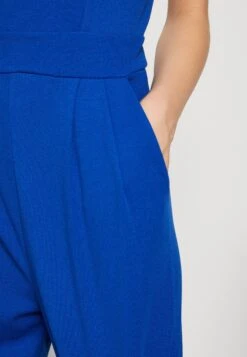 Wal G Marsha Back Strappy - Jumpsuit - Electric Blue -Fashion Verkoop c49bb2f40aa342b19c171478b9bb7507