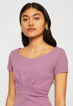 Wal G Gary Bodycon Dress - Jerseyjurk - Mauve Pink -Fashion Verkoop c5660f315aeb43d9ae36827a2979f673