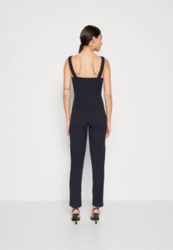 Wal G Serena Pleated - Jumpsuit - Navy Blue 9 Wal G Serena Pleated - Jumpsuit - Navy Blue -Fashion Verkoop d2794faa354148f5925ee5365a0e2ceb