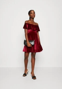 Wal G Stacey Skater - Cocktailjurk - Wine -Fashion Verkoop d30701bf3ed043a4b893e044e3eefbcf