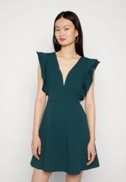 Wal G Lucia V Neck Frill Sleeve Skater Dress - Cocktailjurk - Forest Green -Fashion Verkoop d4ed69482f8340a3a281b4fc40185e02