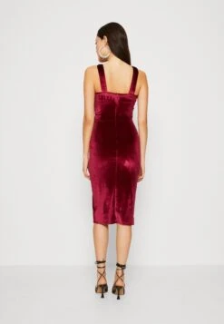 Wal G V Neck - Cocktailjurk - Wine -Fashion Verkoop dcbd742da1aa469e987904e47cbb70c0