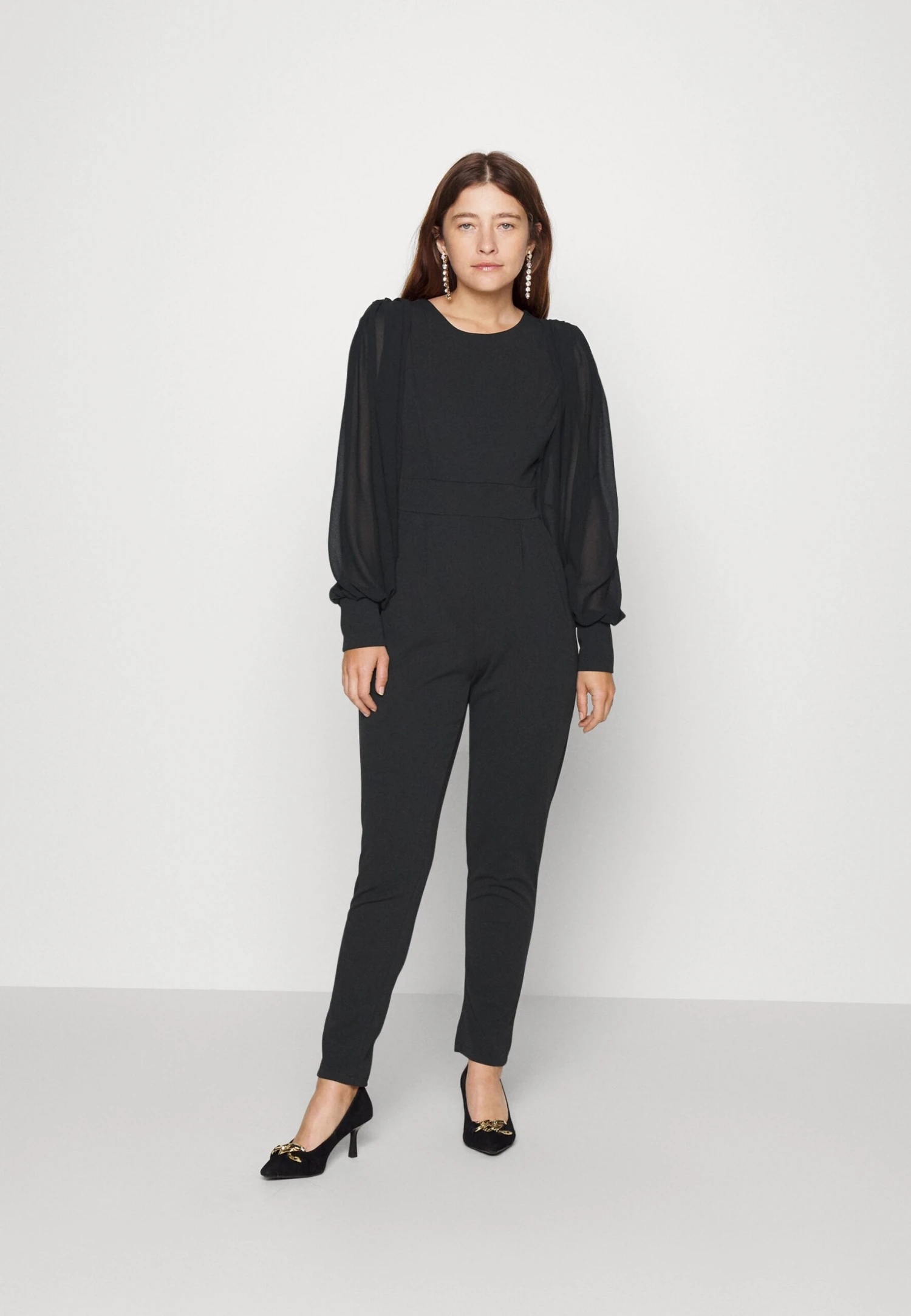 Joan - Jumpsuit - Black 3 Joan - Jumpsuit - Black