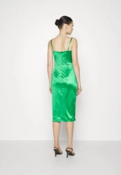 Wal G Ashton Heart Neck Midi - Jerseyjurk - Leaf Green -Fashion Verkoop e4b06a715e3146d1a935c2a29fb7b59e