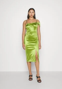 Wal G Peace Off Shoulder Midi - Cocktailjurk - Olive Green -Fashion Verkoop e62fc79aaaab4a0c941a5386759d1479
