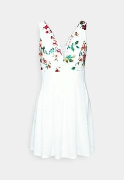 EmbroideredSkater - Jurk - White Floral 12 EmbroideredSkater - Jurk - White Floral -Fashion Verkoop f15b749ffdf74fb495d862d0feda5911