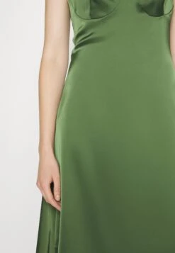 Wal G Dalia Cupped Midi - Jurk - Medow -Fashion Verkoop f22863814d2143be8c86318f22bd247b