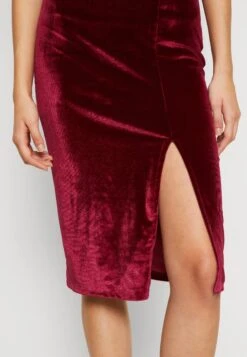 Wal G V Neck - Cocktailjurk - Wine -Fashion Verkoop f247b5ae529946b088f742a63aa26dc7