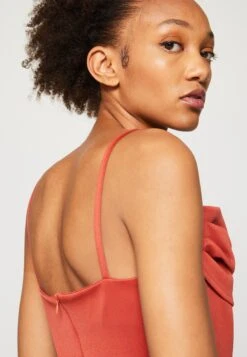 Wal G Jessy Dress - Cocktailjurk - Terracotta -Fashion Verkoop f5886721e2b84f94ae3c3e27f6960014