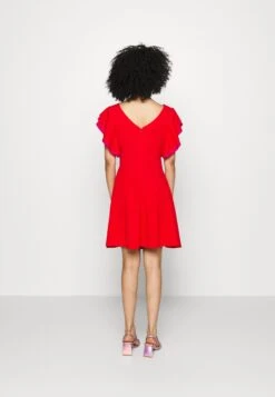 Max Ruffle Skater - Cocktailjurk - Red/Fuchsia 10 Max Ruffle Skater - Cocktailjurk - Red/Fuchsia -Fashion Verkoop faffbff62c9648e8ab0ae480f46e222b