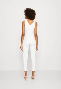 Wal G Toby V Neck - Jumpsuit - White -Fashion Verkoop fc2dbab2effe45dbaf1dbd30a215d08c