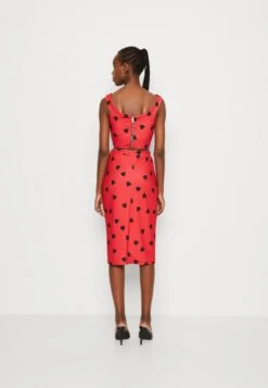 Wal G Valentines Heart Crop - Top - Red/Black -Fashion Verkoop fea9f832605c4ec5b290cd0048ae0cb3